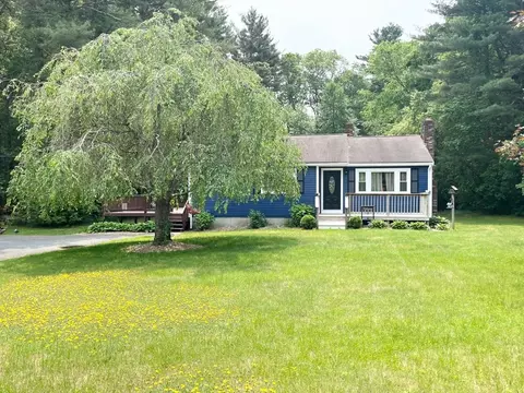100 Plymouth St, Halifax, MA 02338