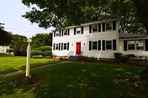 24 Mill Pond Ln, Norwood, MA 02062