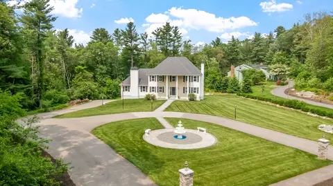 69 Carter Dr, Framingham, MA 01701