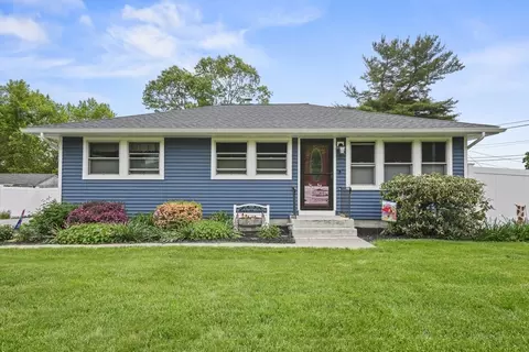 101 Woodland St, West Boylston, MA 01583