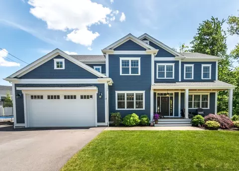 17 Elinor Cir, Waltham, MA 02452