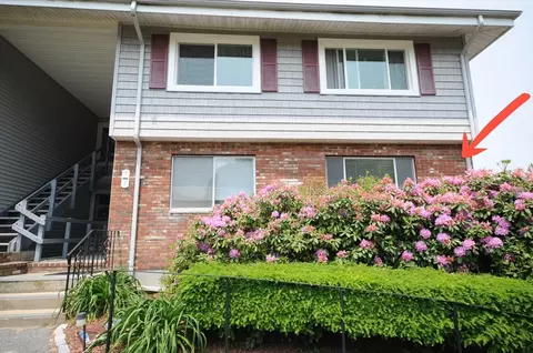 5 Susan Rd #8, Wareham, MA 02571