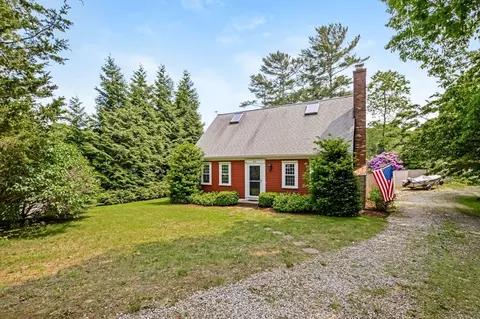 44 Buccaneer Way, Mashpee, MA 02649