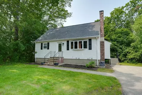 12 Old Bolton Rd, Hudson, MA 01749