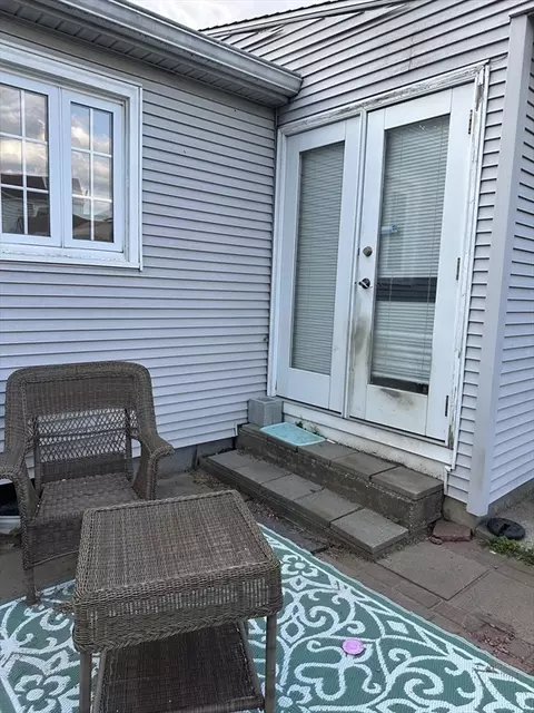 Exterior - 53 Canton St, Springfield, MA 01104 photo 2 of 5