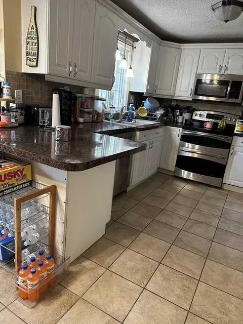 Kitchen - 53 Canton St, Springfield, MA 01104 photo 2 of 3