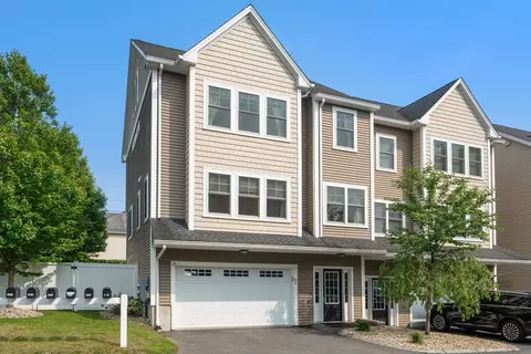51 Waltham St #3, Maynard, MA 01754