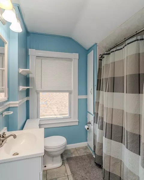 50 Duryea St, Springfield, MA 01104 photo 21