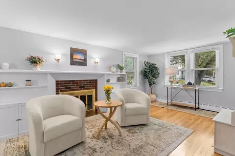 17 Bare Hill Rd, Framingham, MA 01702 photo 3