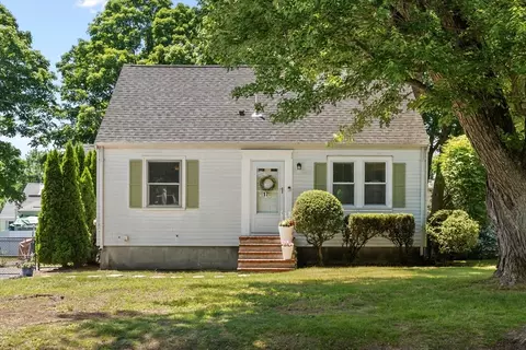 17 Bare Hill Rd, Framingham, MA 01702