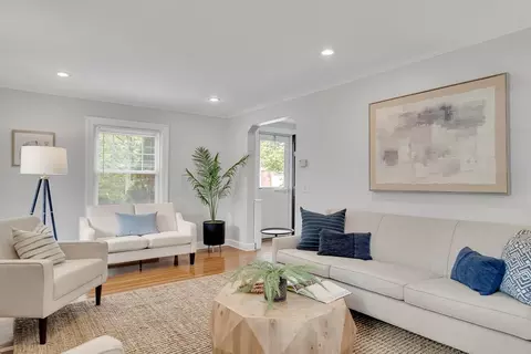 100 Summit, Brookline, MA 02446 photo 3