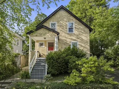 40 S Crescent Circuit, Boston, MA 02135