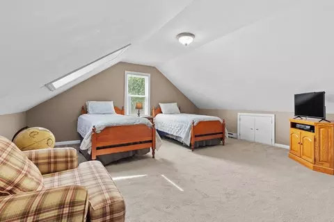 Bedroom - 48 Gorham Ave, Stoneham, MA 02180 photo 2 of 2