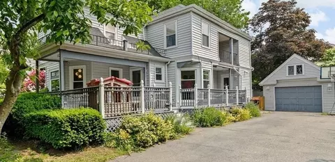 319 N Warren Ave, Brockton, MA 02301