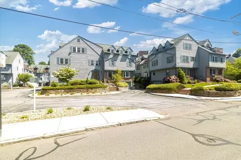 35 Merrymount Rd #12, Quincy, MA 02169