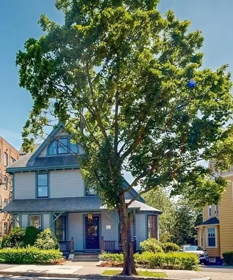140 Highland Ave #1, Somerville, MA 02143