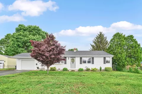 34 Boileau Ter, Chicopee, MA 01020
