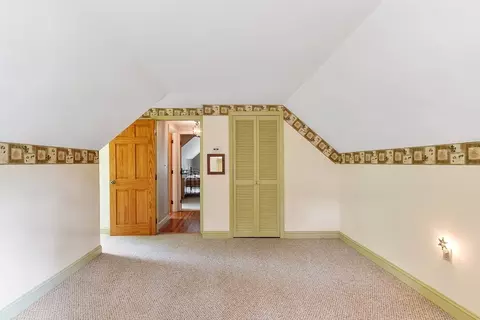 8 Mitchell Ln, Wakefield, MA 01880 photo 18
