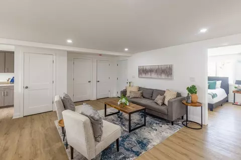 247 Pitman St, Fall River, MA 02723 photo 8