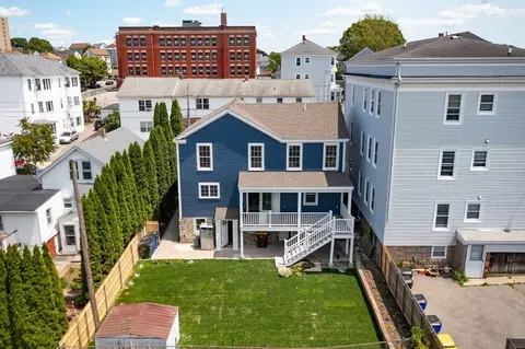 247 Pitman St, Fall River, MA 02723 photo 5
