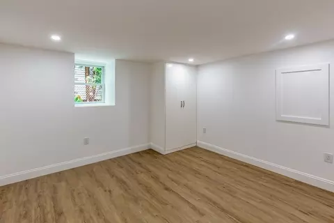 247 Pitman St, Fall River, MA 02723 photo 18