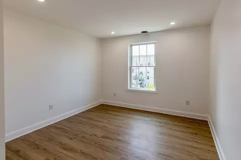 247 Pitman St, Fall River, MA 02723 photo 25