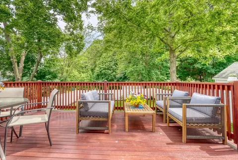 Exterior - 215 Curve St, Dedham, MA 02026 photo 4 of 10
