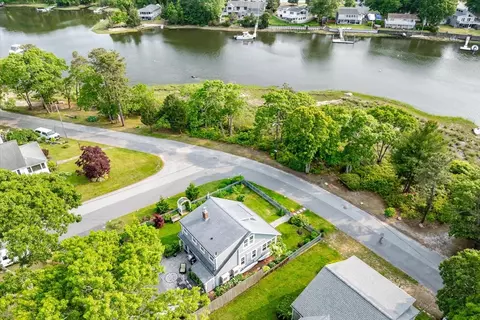14 Bayside Ave, Wareham, MA 02571 photo 7