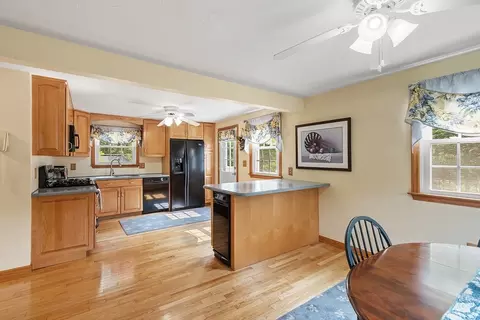 12 Willow Dr, Townsend, MA 01469 photo 12