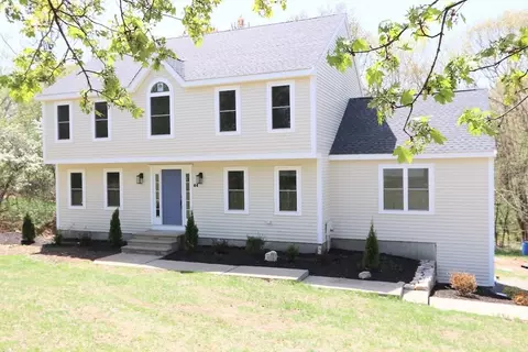64 Heritage Ave, Ashland, MA 01721