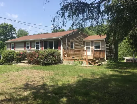 46 Mill Rd, Dudley, MA 01571