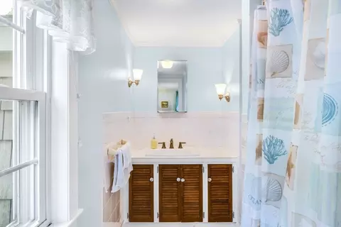 127 Short Beach Rd, Centerville, MA 02632 photo 8