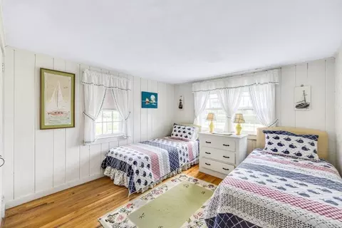 127 Short Beach Rd, Centerville, MA 02632 photo 9