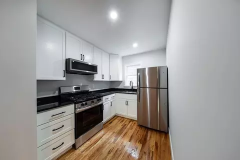 121 Horton St, Fall River, MA 02723 photo 5