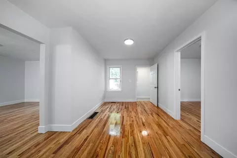 121 Horton St, Fall River, MA 02723 photo 16