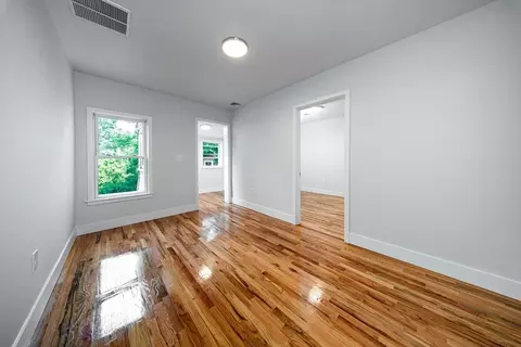 121 Horton St, Fall River, MA 02723 photo 17