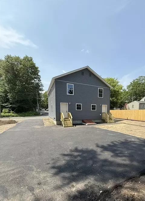 509-511 Hancock St, Springfield, MA 01105 photo 3