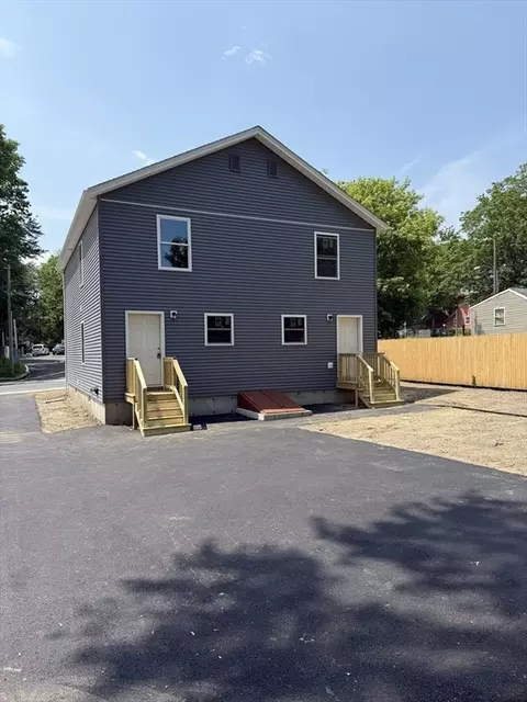 509-511 Hancock St, Springfield, MA 01105 photo 2