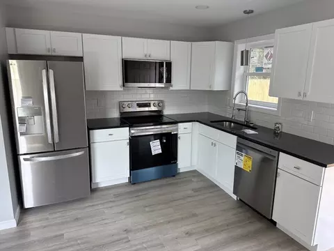 509-511 Hancock St, Springfield, MA 01105 photo 4