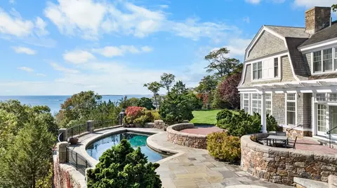 239 Summer, Manchester, MA 01944