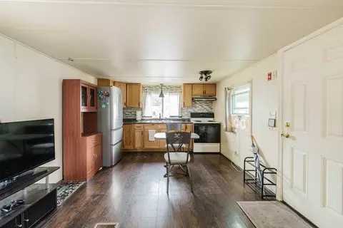93 Grochmal Ave U 80, Springfield, MA 01151 photo 13
