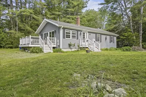 119 W Shore Dr, Ashburnham, MA 01430