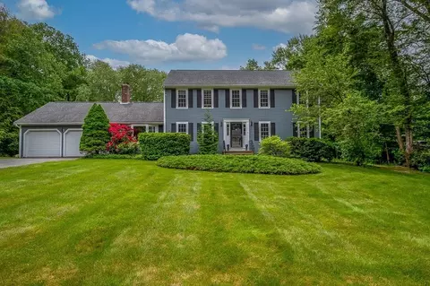 4 Phylmor Dr, Westborough, MA 01581
