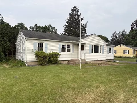 945 Shoemaker Ln, Feeding Hills, MA 01030