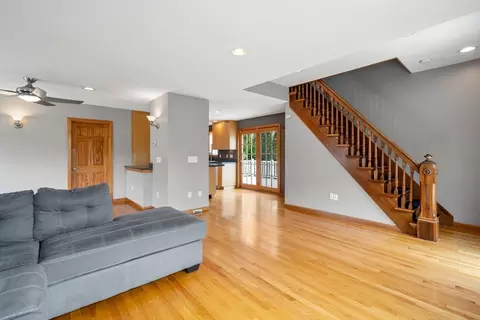 4 Hadwen Rd, Worcester, MA 01602 photo 8