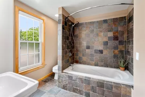 4 Hadwen Rd, Worcester, MA 01602 photo 18