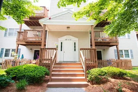 369 Aiken Ave #15, Lowell, MA 01850