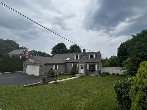 380 River Rd, Tewksbury, MA 01876