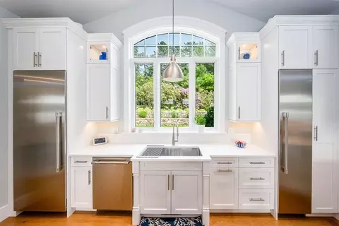 585 Santuit Rd, Cotuit, MA 02635 photo 8