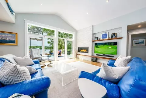 585 Santuit Rd, Cotuit, MA 02635 photo 2